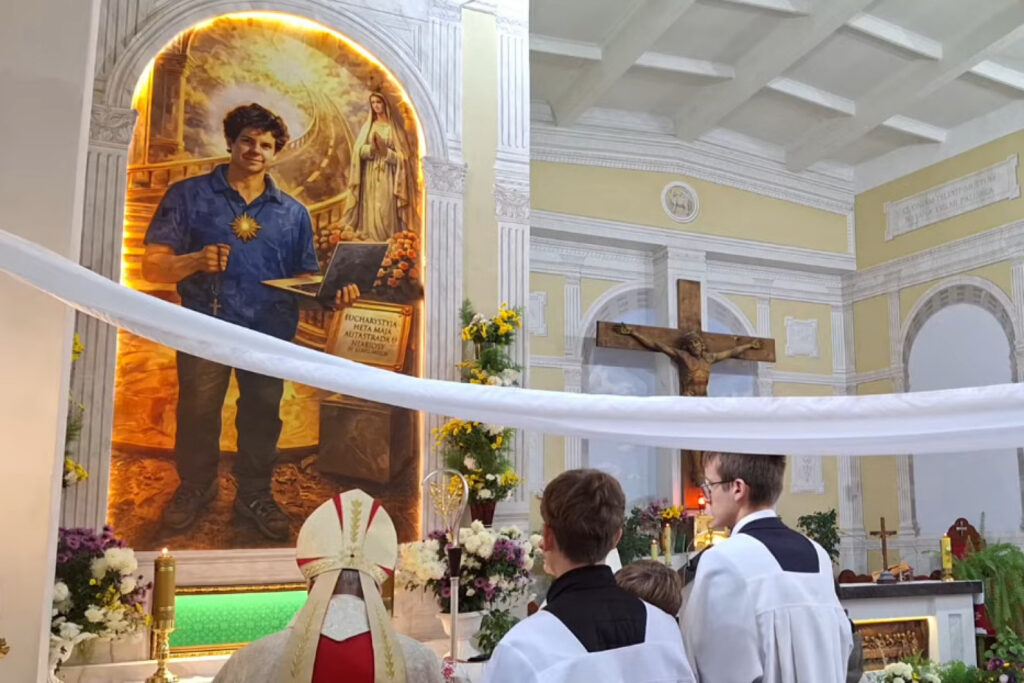 AI-generated image of Saint Carlo Acutis with a laptop above a side altar in Novolukoml church
